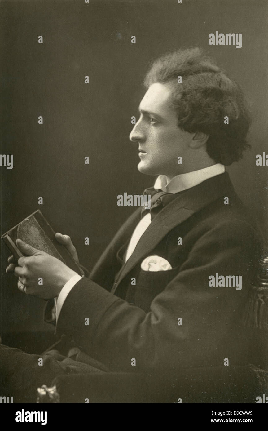 Richard Le Gallienne (1866-1967) poète et écrivain anglais, sur la photo c1894. Le père d'Eva Le Gallienne (1899-1991) l'actrice américaine. Banque D'Images