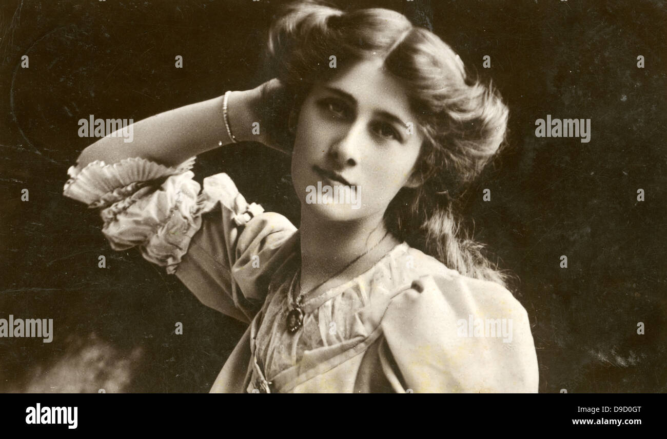 Phyllis n'ose (1890-1975) Né Phyllis Constance Haddie Dones, actrice et chanteuse qui est apparu au début du xxe siècle le théâtre musical. Banque D'Images Phyllis n'ose (1890-1975) Né Phyllis Constance Haddie Dones, actrice et chanteuse qui est apparu au début du xxe siècle le théâtre musical. Banque D'Images
