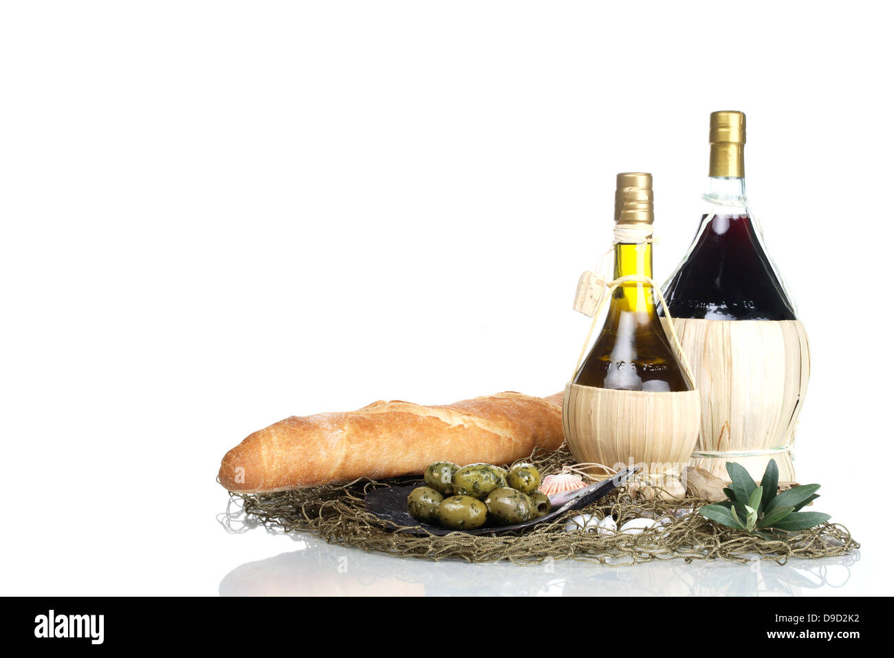 Olives, huile d'olive, de vin et de pain Banque D'Images
