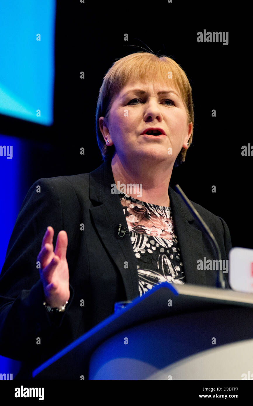 Leader du travail johann lamont parle à la conférence à Inverness Banque D'Images