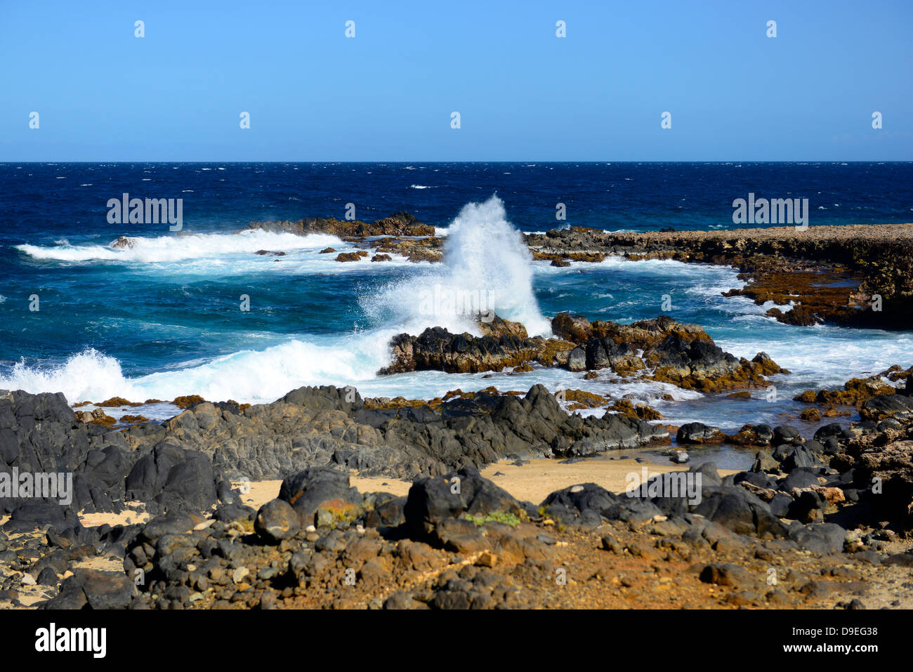 Surfez à la zone du pont naturel Oranjestad Aruba Netherland Antilles Caraïbes NA Banque D'Images