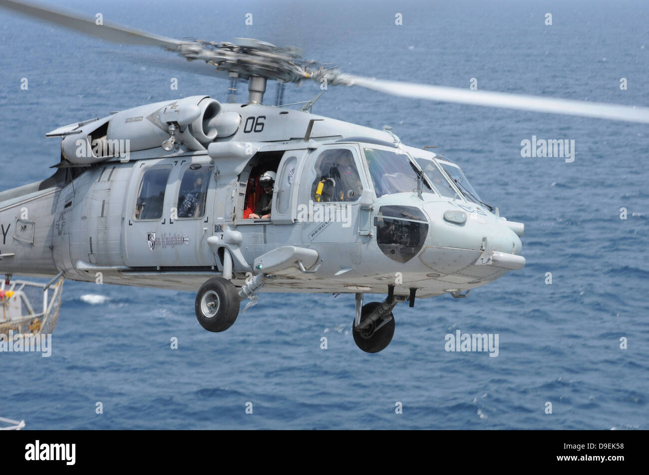 Un MH-60S Sea Hawk hélicoptère de recherche et de sauvetage. Banque D'Images