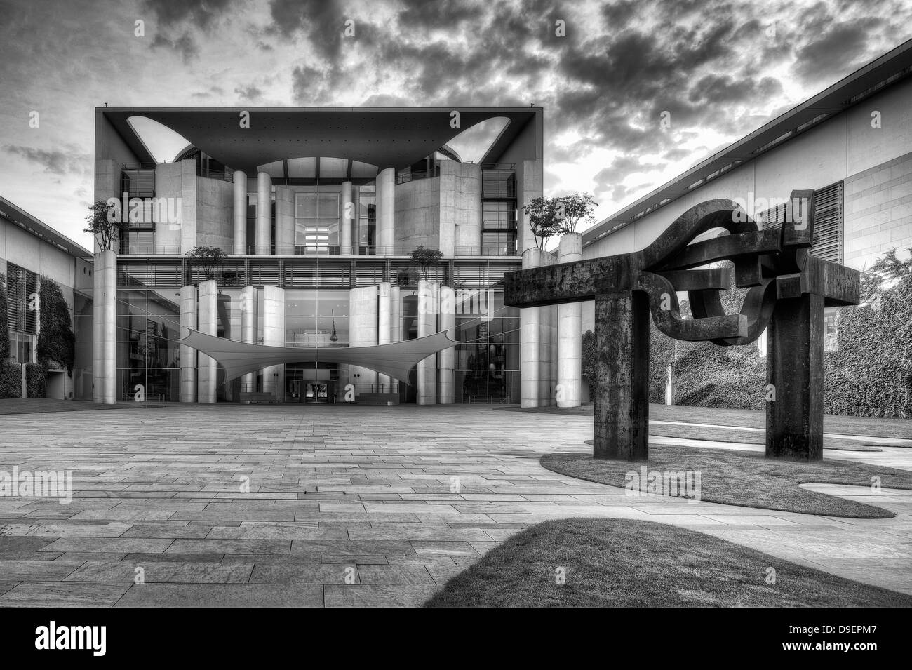 Le noir et blanc, d'admission Bureau du Chancelier fédéral, quartier du gouvernement, district zoo, Berlin, Germany, Europe Banque D'Images