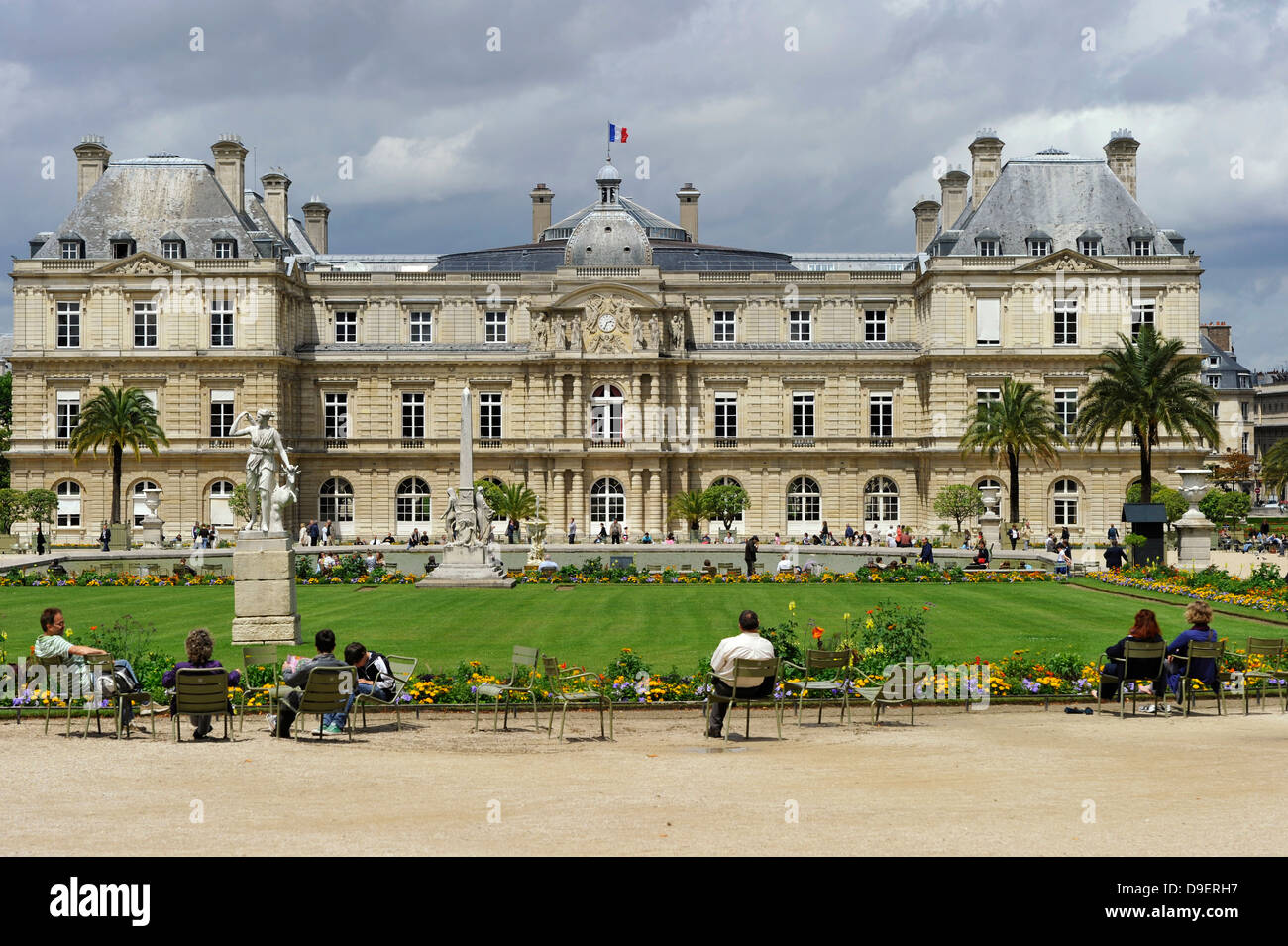 Château Le Palais du Luxembourg, Parc Jardin vous Luxembourg, Paris, France, Europe Banque D'Images