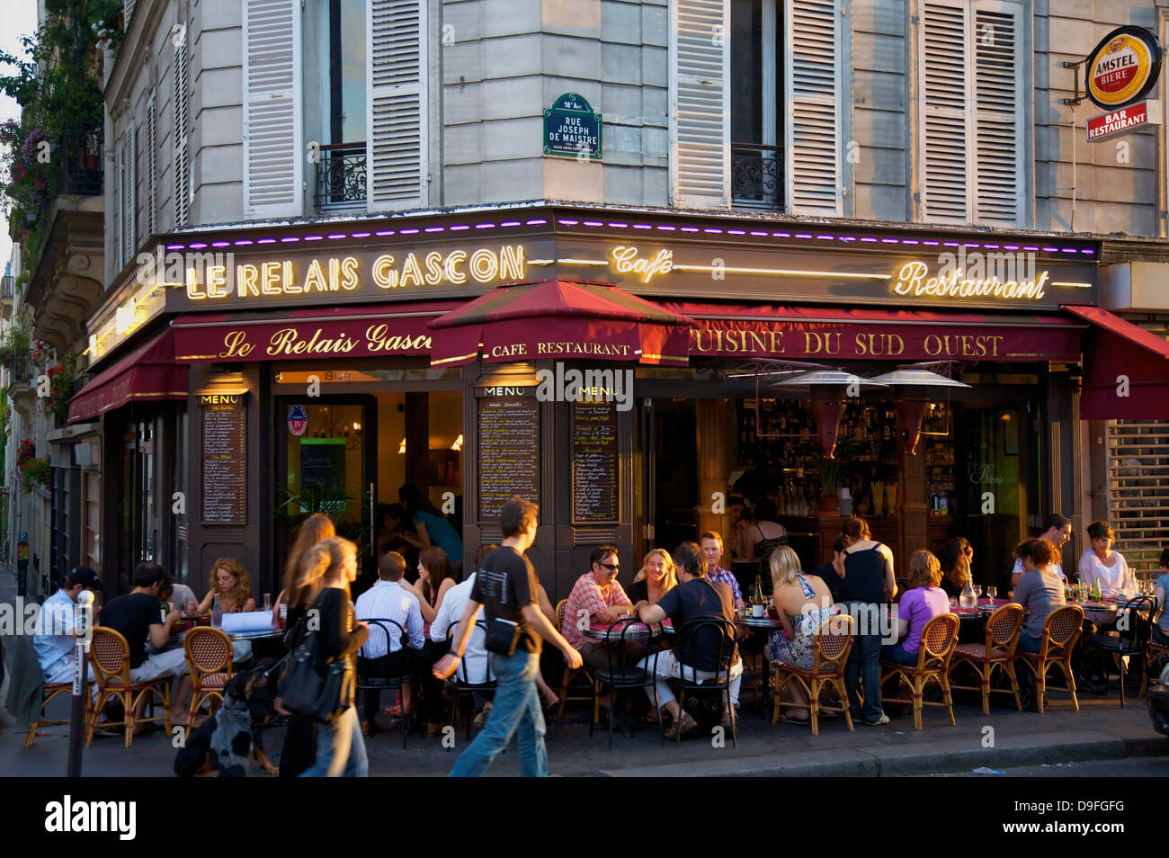 Restaurant à Montmartre, Paris, France Photo Stock Alamy