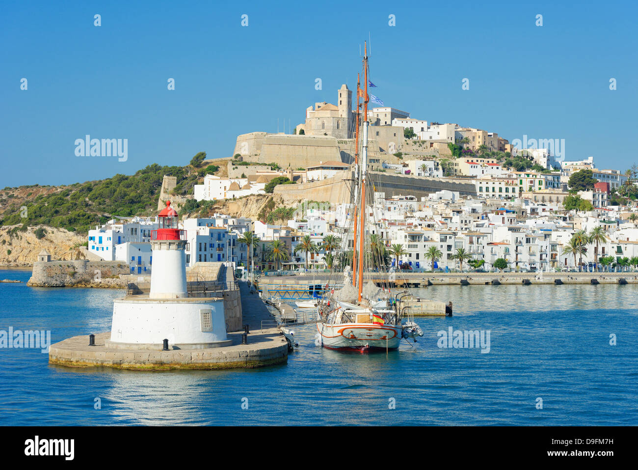 La vieille ville d'Ibiza et le port, Ibiza, Baléares, Espagne, Méditerranée Banque D'Images
