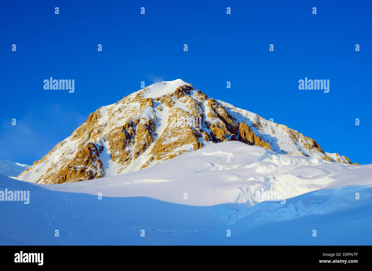 Le mont McKinley, 6194m, la plus haute montagne d'Amérique du Nord, le parc national Denali, Alaska, USA Banque D'Images