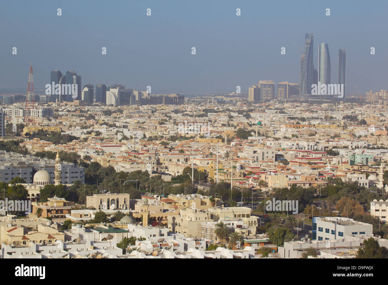 City skyline, Abu Dhabi, Émirats arabes unis, Moyen Orient Banque D'Images