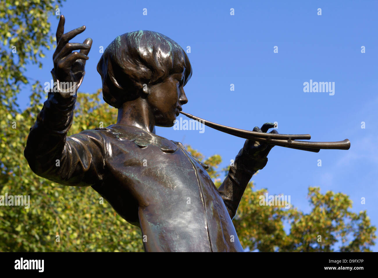 Statue de Peter Pan, les jardins de Kensington, London, England, UK Banque D'Images