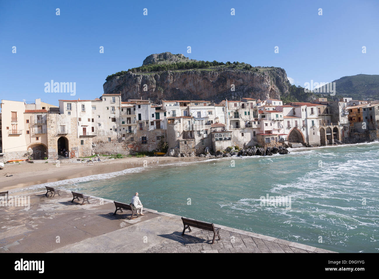 Vieux port et de la vieille ville de Cefalù, Sicile, Italie Banque D'Images