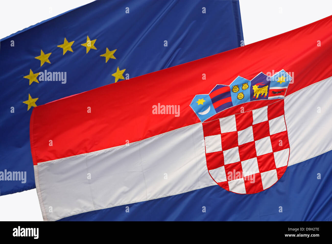 Et l'Union européenne drapeau croate sur l'édifice gouvernemental, Zagreb, Croatie. Banque D'Images