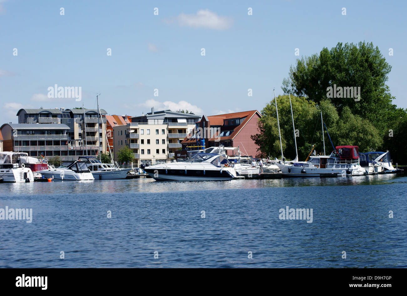 Boat Harbour sur le lac Mueritz Banque D'Images