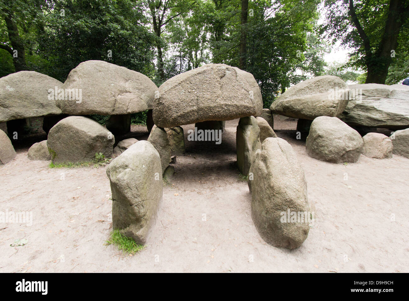 L'année 5000 vieux dolmen, une tombe mégalithique et la plus ancienne structure dans les Pays-Bas Banque D'Images