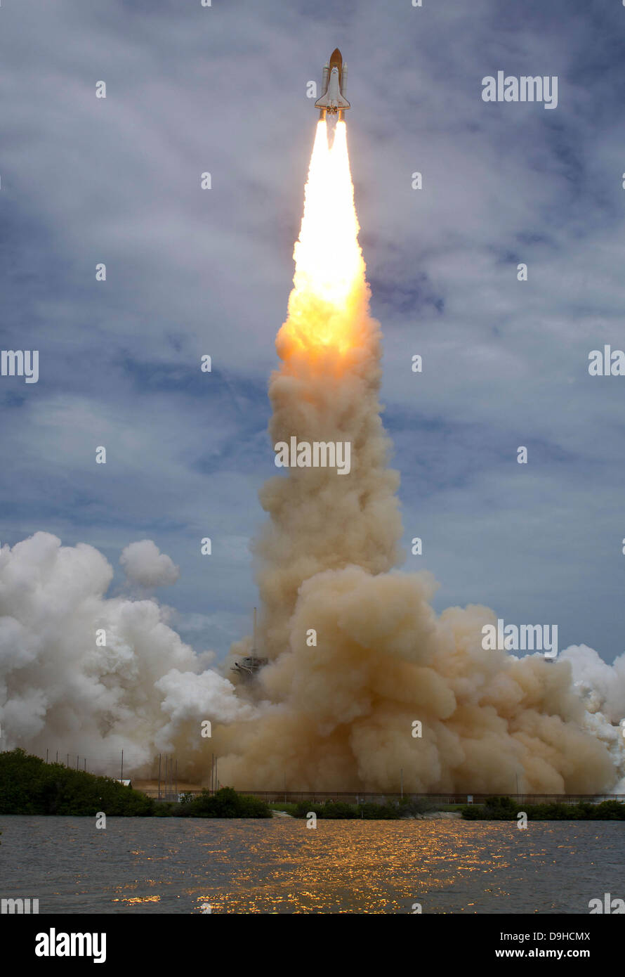 La navette spatiale Atlantis décollera du Centre spatial Kennedy, en Floride. Banque D'Images