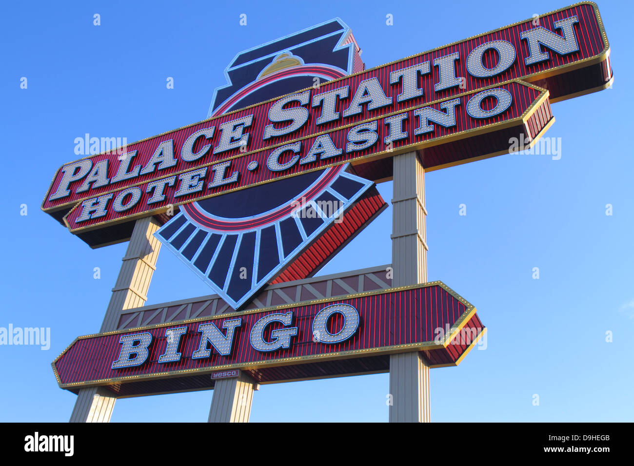 Las Vegas Nevada,West Sahara Avenue,néon,panneau,Palace Station Hotel Casino,bingo,pari,jeu,NV130327038 Banque D'Images