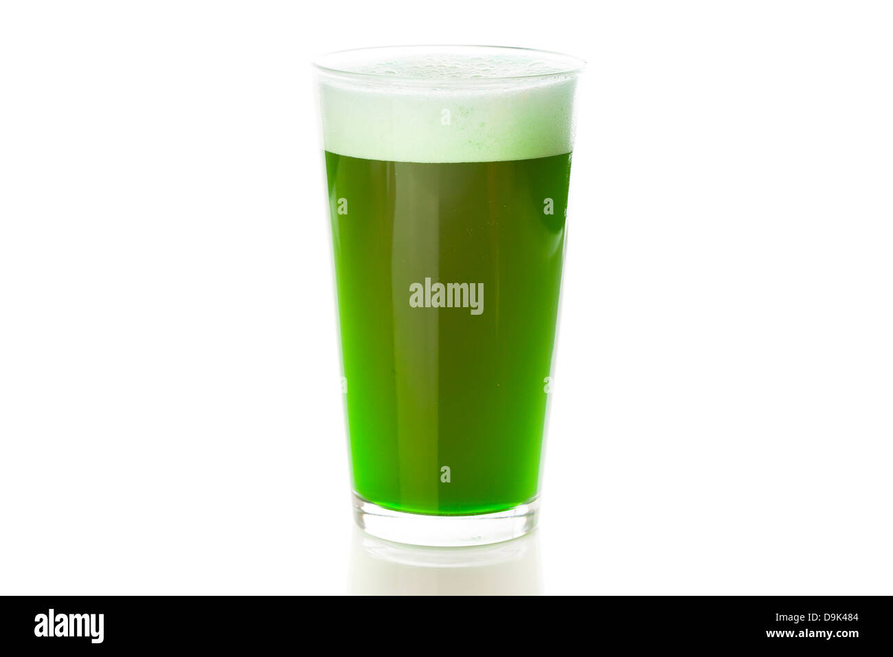 Teint en vert bière pour la St Patrick Day Celebration Banque D'Images