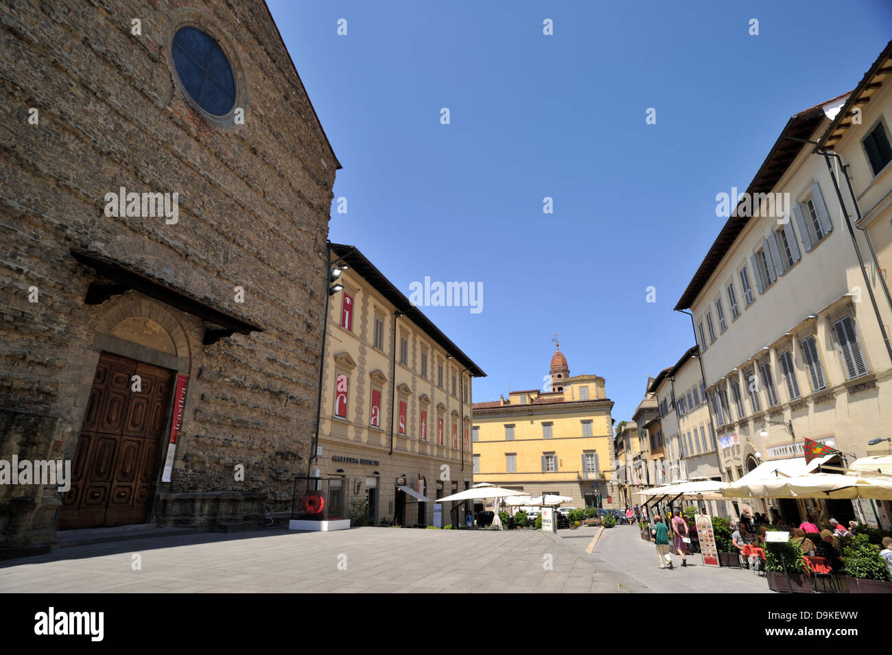 Italie, Toscane, Arezzo, Piazza San Francesco Banque D'Images