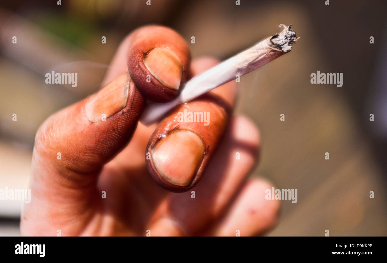 elfbar nachfüll pod läuft aus Vapoter ou fumer : toutes les différences main image 1