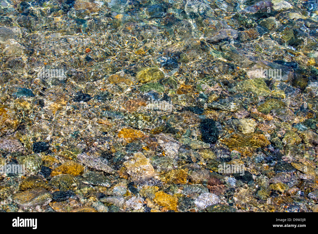 Fond rocheux si l'eau claire sur l'île des Caraïbes de St John dans les îles Vierges américaines Banque D'Images