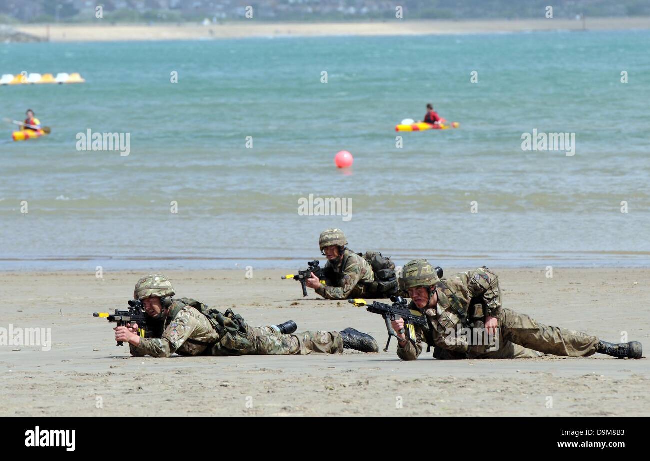 Démonstration de la formation d'assaut la plage, UK Banque D'Images