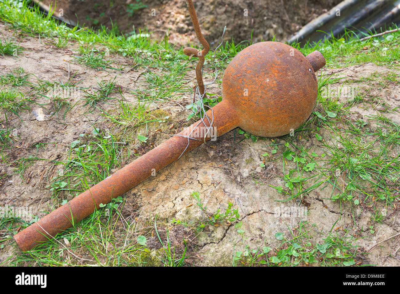 Mortier de tranchée moyenne ou Apple caramel ou bombe de mortier Plum-pudding lancé à partir de tranchées britanniques entre 1915 et 1917. Banque D'Images