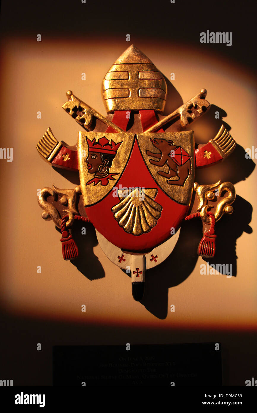 Vue sur la basilique du Sanctuaire national de Marie, Reine de l'Univers, Orlando, Floride. Banque D'Images