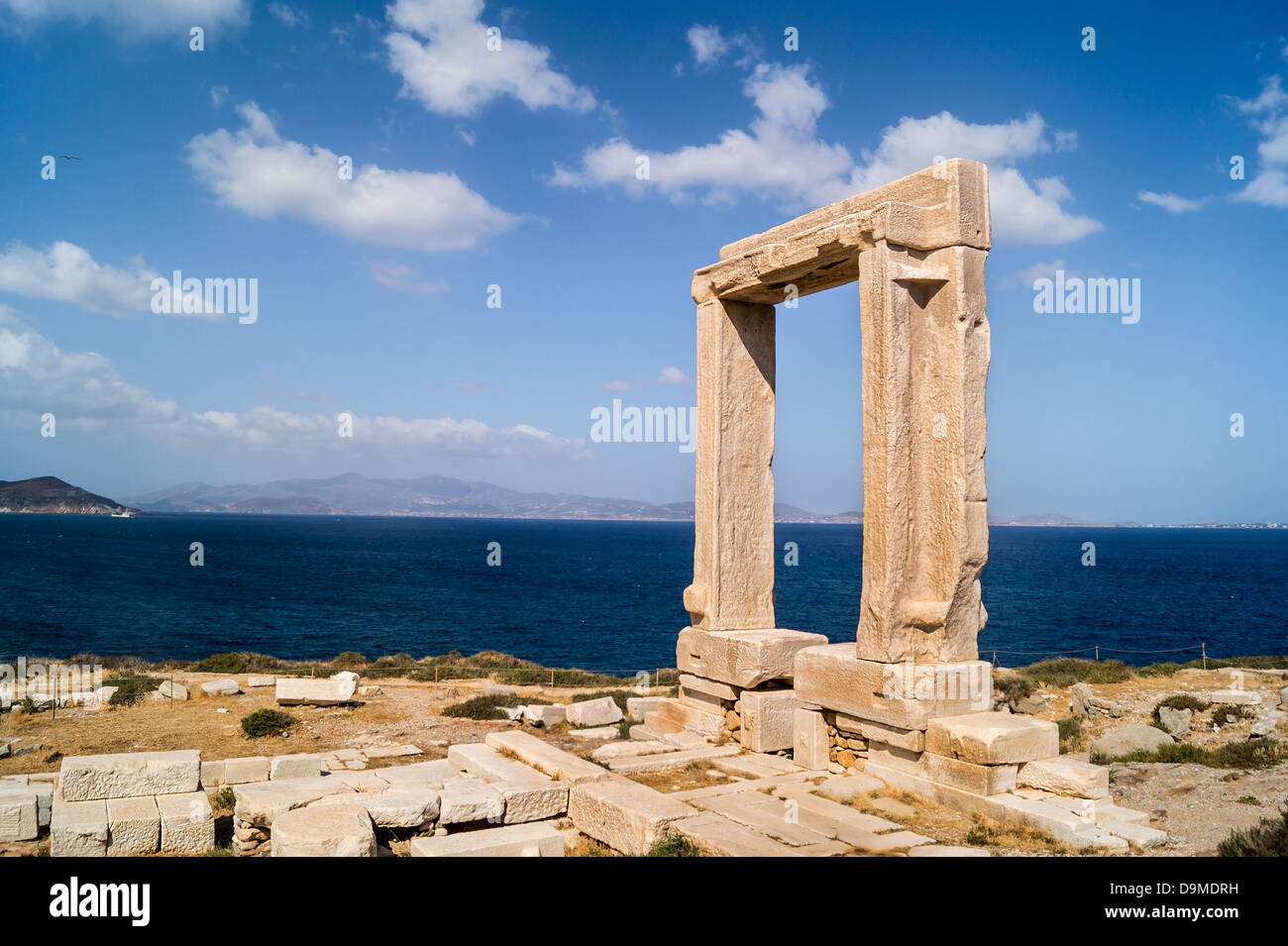 Ancienne porte du temple d'Apollon à l'île de Naxos en Grèce Banque D'Images