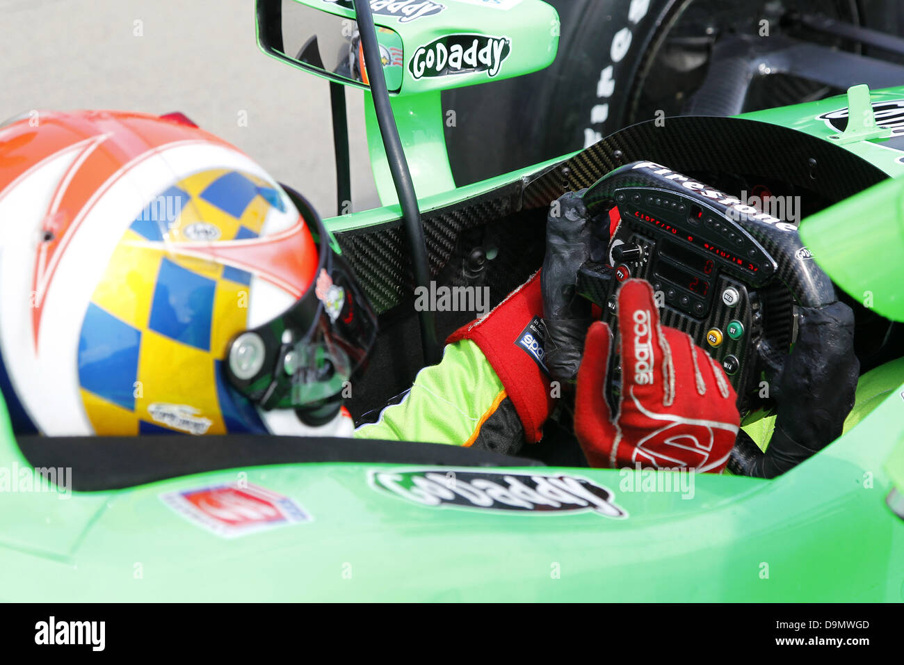 22 juin 2013 - Newton, Iowa, États-Unis - Indycar, Round 10, de l'Iowa Speedway, Newton, IA, USA, 22-23 juin 2013, JAMES HINCHCLIFFE, Andretti Autosport (Image Crédit : © Ron Bijlsma/ZUMAPRESS.com) Banque D'Images