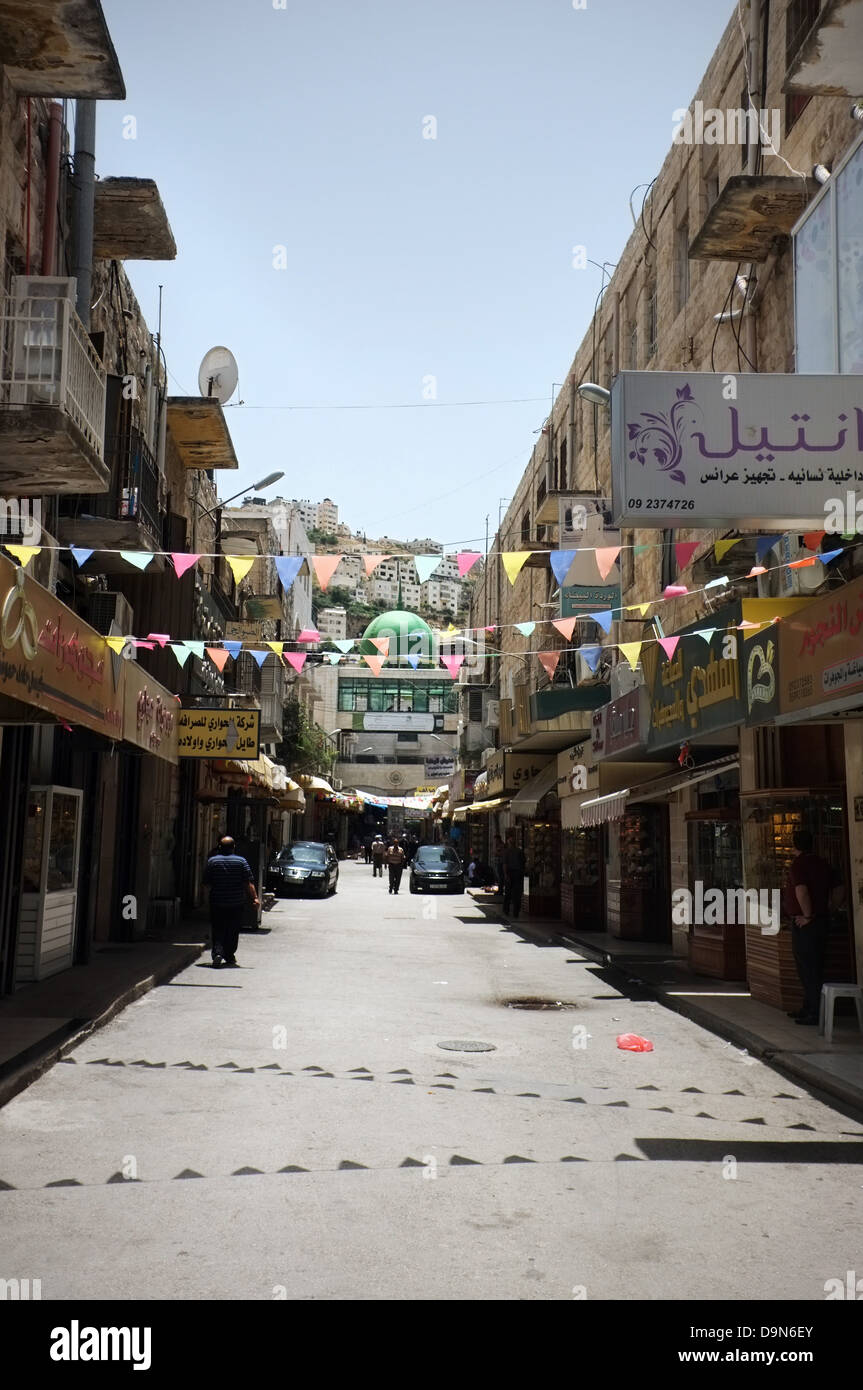 Scène de rue de la vieille ville de Naplouse dans les territoires palestiniens, en Cisjordanie. Banque D'Images