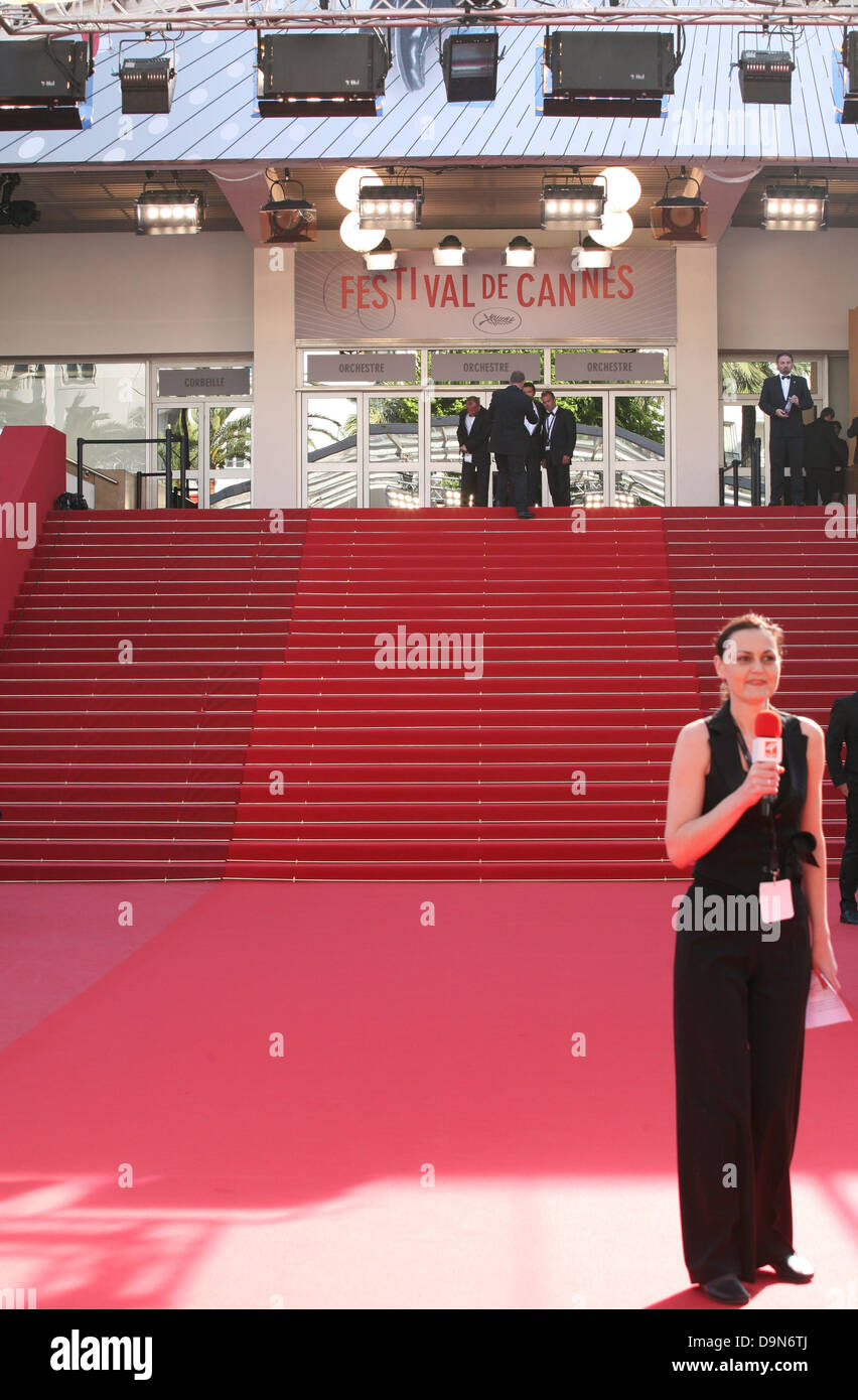 La red steps au Palais des festivals durant le 66e Festival du Film de Cannes 2013 Banque D'Images