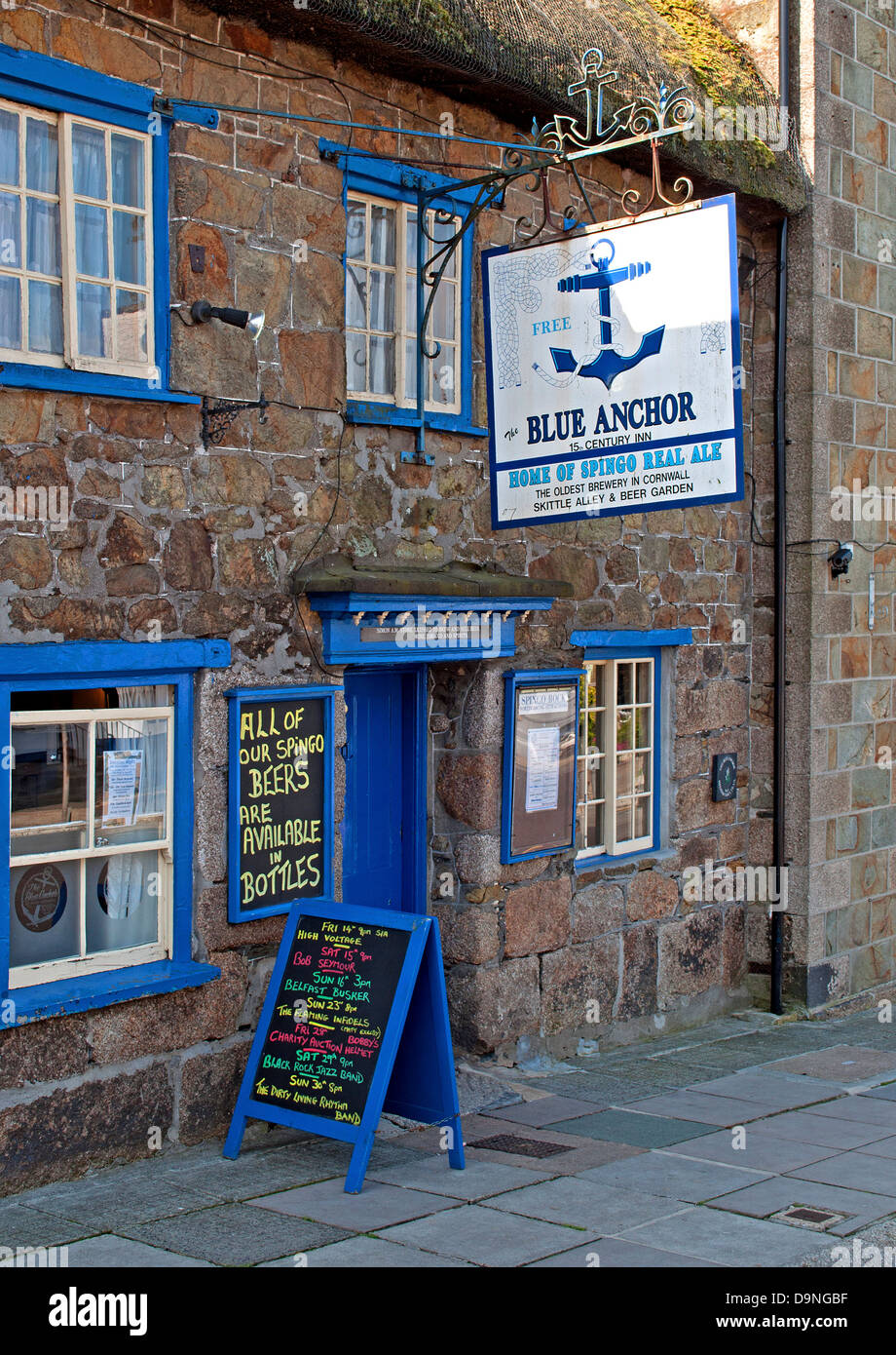 Le célèbre Blue Anchor pub à Helston, Cornwall, UK Banque D'Images