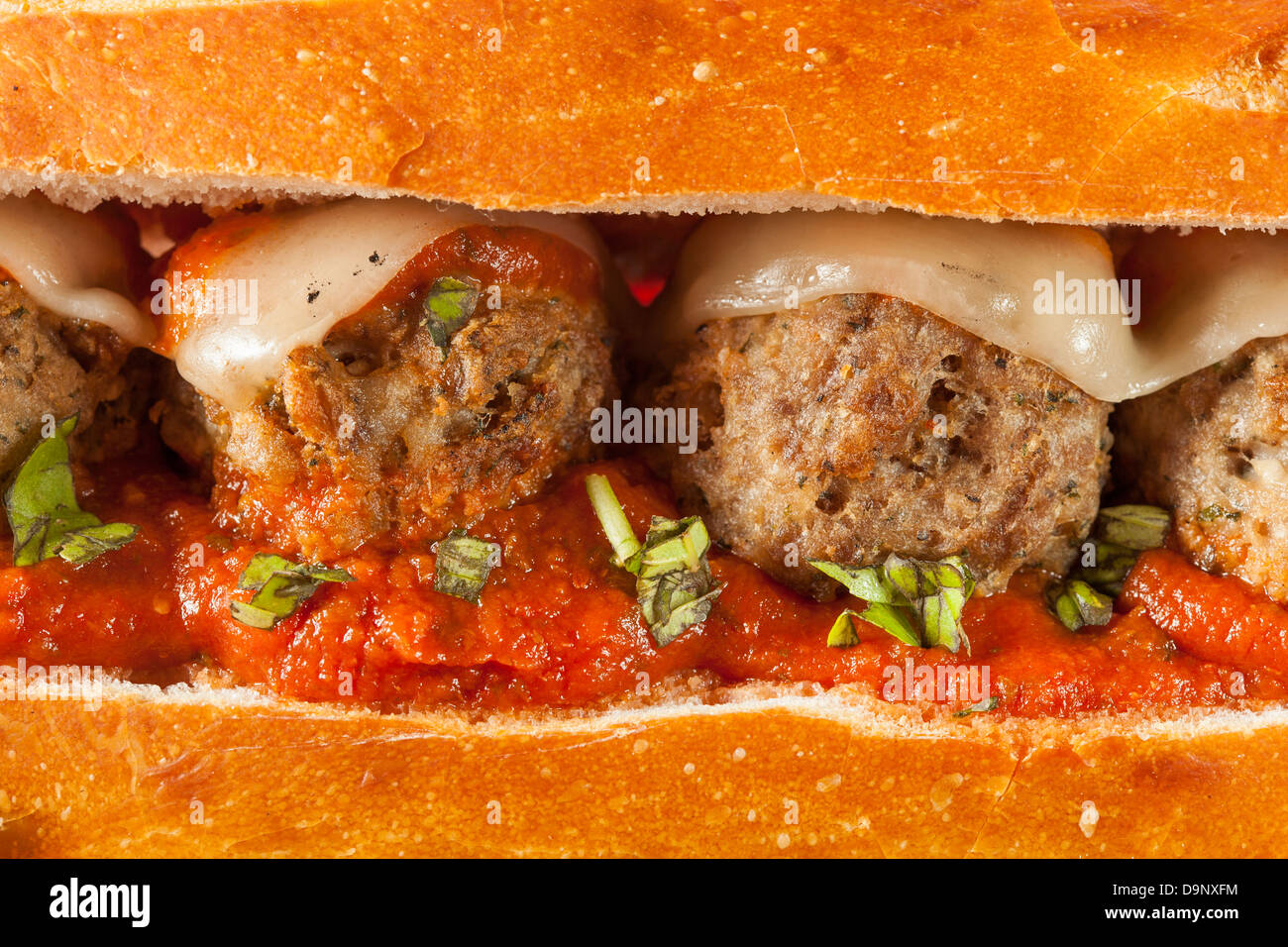 Des boulettes épicées sous Sandwich avec sauce marinara et fromage Banque D'Images