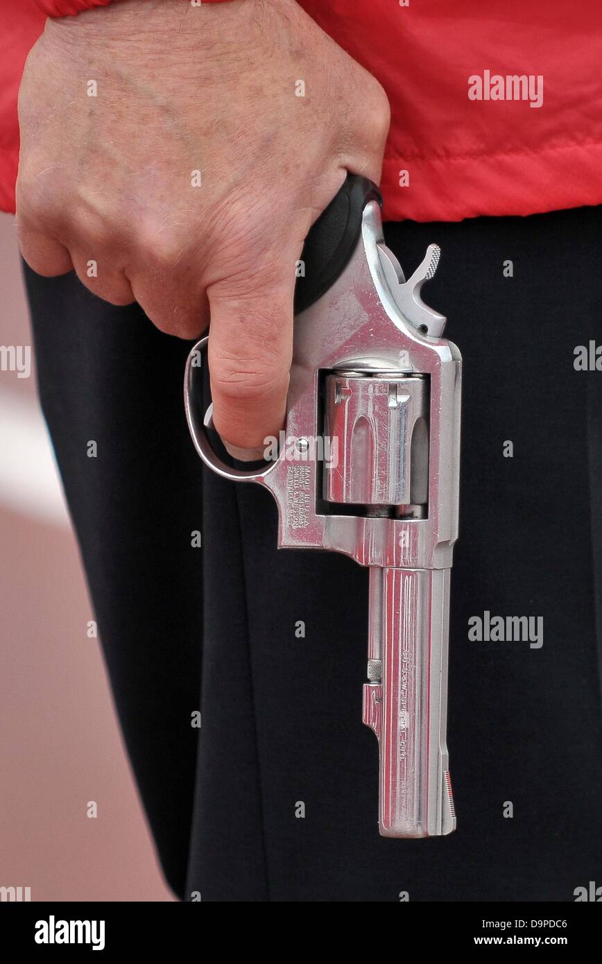 Gateshead. Tyne et Wear. UK. 23 Juin, 2013. Le coup de canon. Jour 2. L'équipe européenne d'athlétisme. Gateshead. Tyne et Wear. UK. Credit : Sport en images/Alamy Live News Banque D'Images