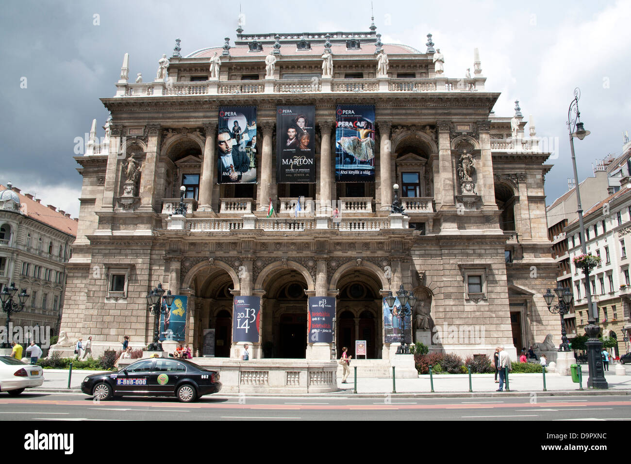 L'Opéra d'Etat de Hongrie - Magyar Állami Operaház - rue Andrássy Budapest Hongrie Banque D'Images