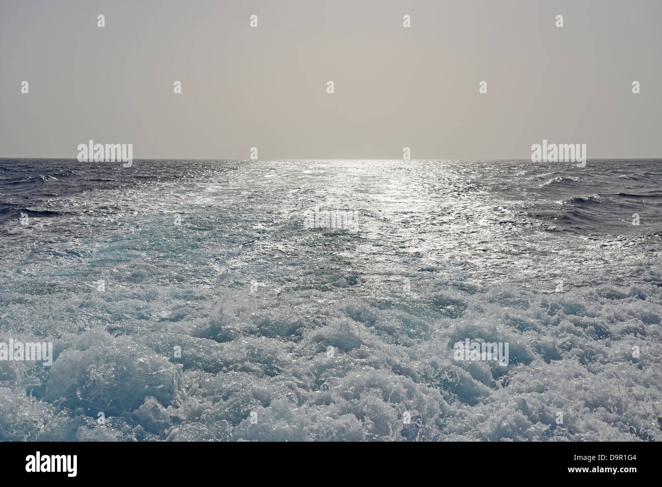 Service de ferry à Symi (SIMI), Rhodes (Rodos) région, le Dodécanèse, Grèce, région sud de la Mer Egée Banque D'Images