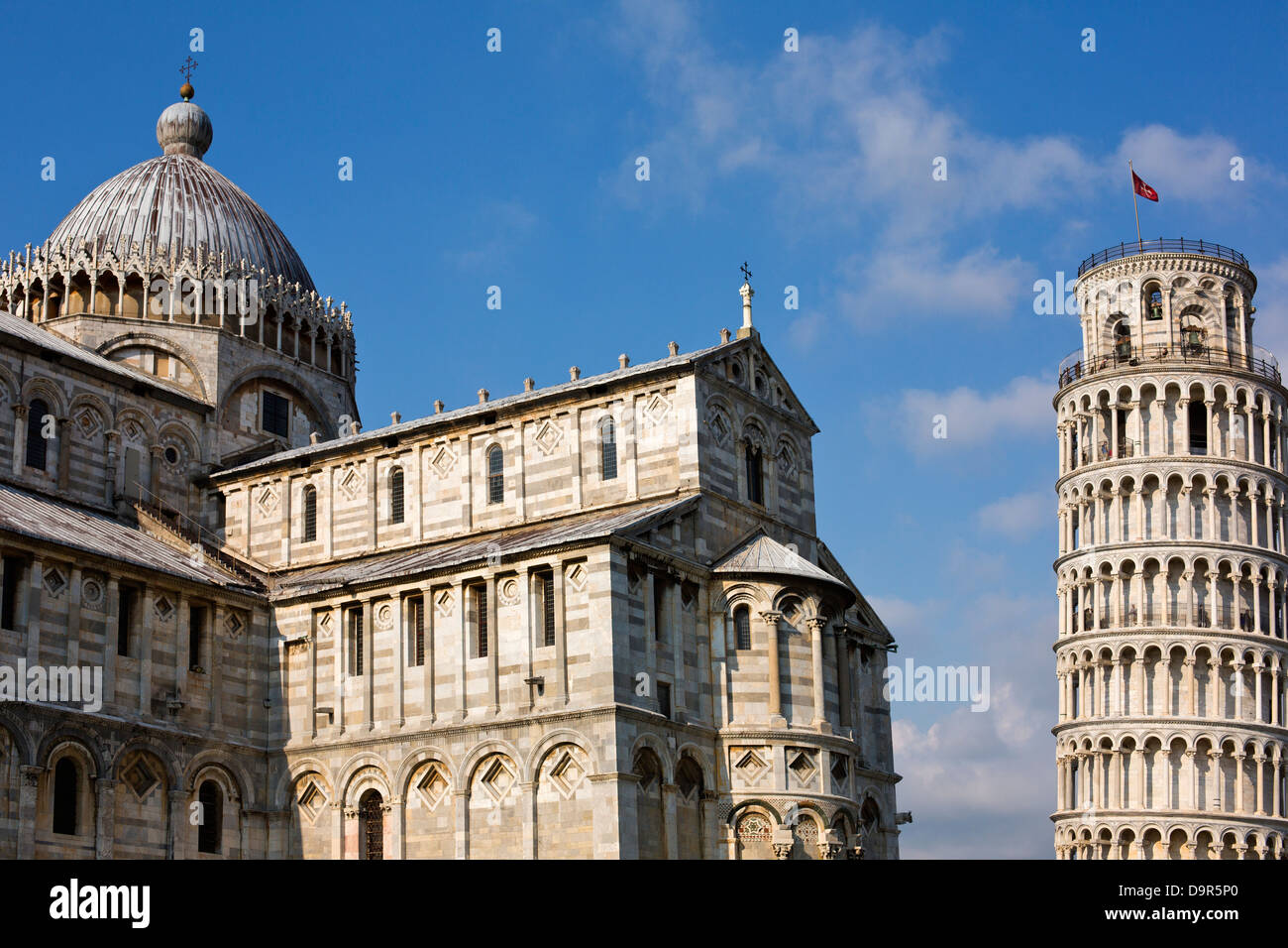 Tour avec une cathédrale, Tour de Pise, la cathédrale de Pise, Piazza dei Miracoli, Pisa, Toscane, Italie Banque D'Images