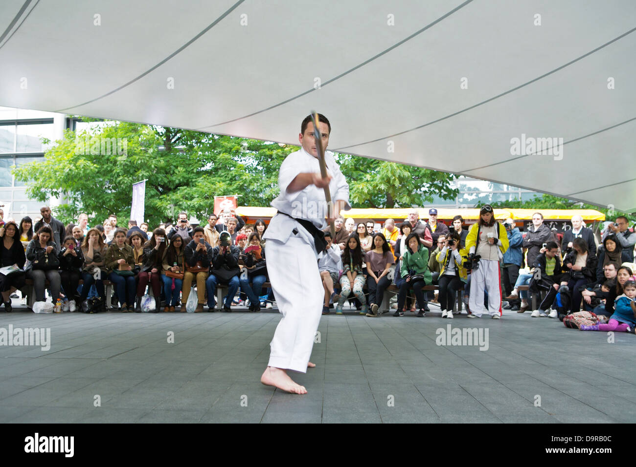L'Okinawa Journée à Spitalfields, Londres, Royaume-Uni. Événement annuel célébrant la culture d'Okinawa. Démonstration d'arts martiaux Banque D'Images