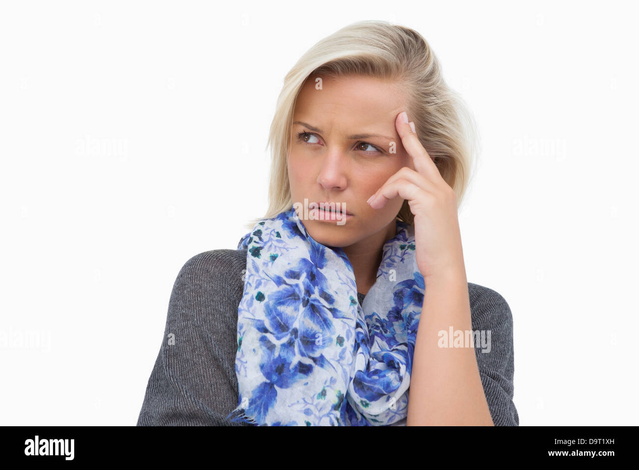 Inquiet à la blonde loin Banque D'Images