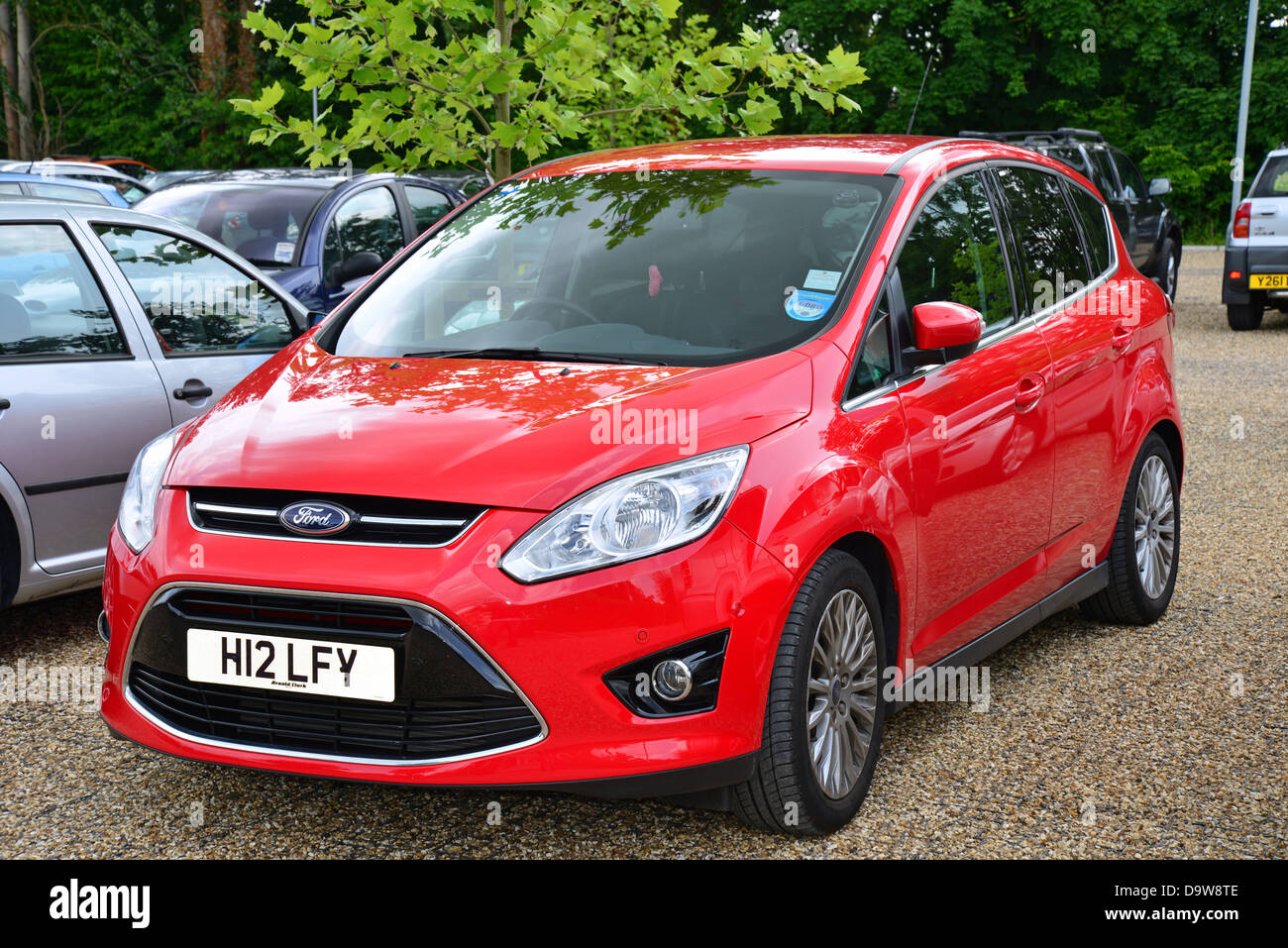 Ford Focus Titanium car in car park, Windsor, Berkshire, Angleterre, Royaume-Uni Banque D'Images