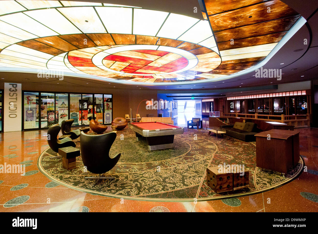 Cosmopolitan of Las Vegas casino resort de luxe et de l'intérieur de  l'hôtel salon et bar Photo Stock - Alamy