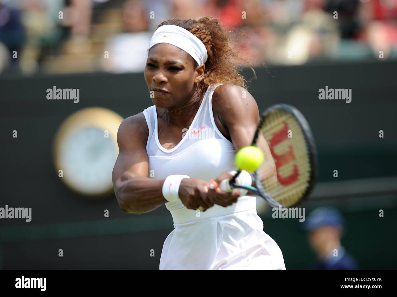 SERENA WILLIAMS USA LE ALL ENGLAND TENNIS CLUB WIMBLEDON Londres Angleterre 27 Juin 2013 Banque D'Images