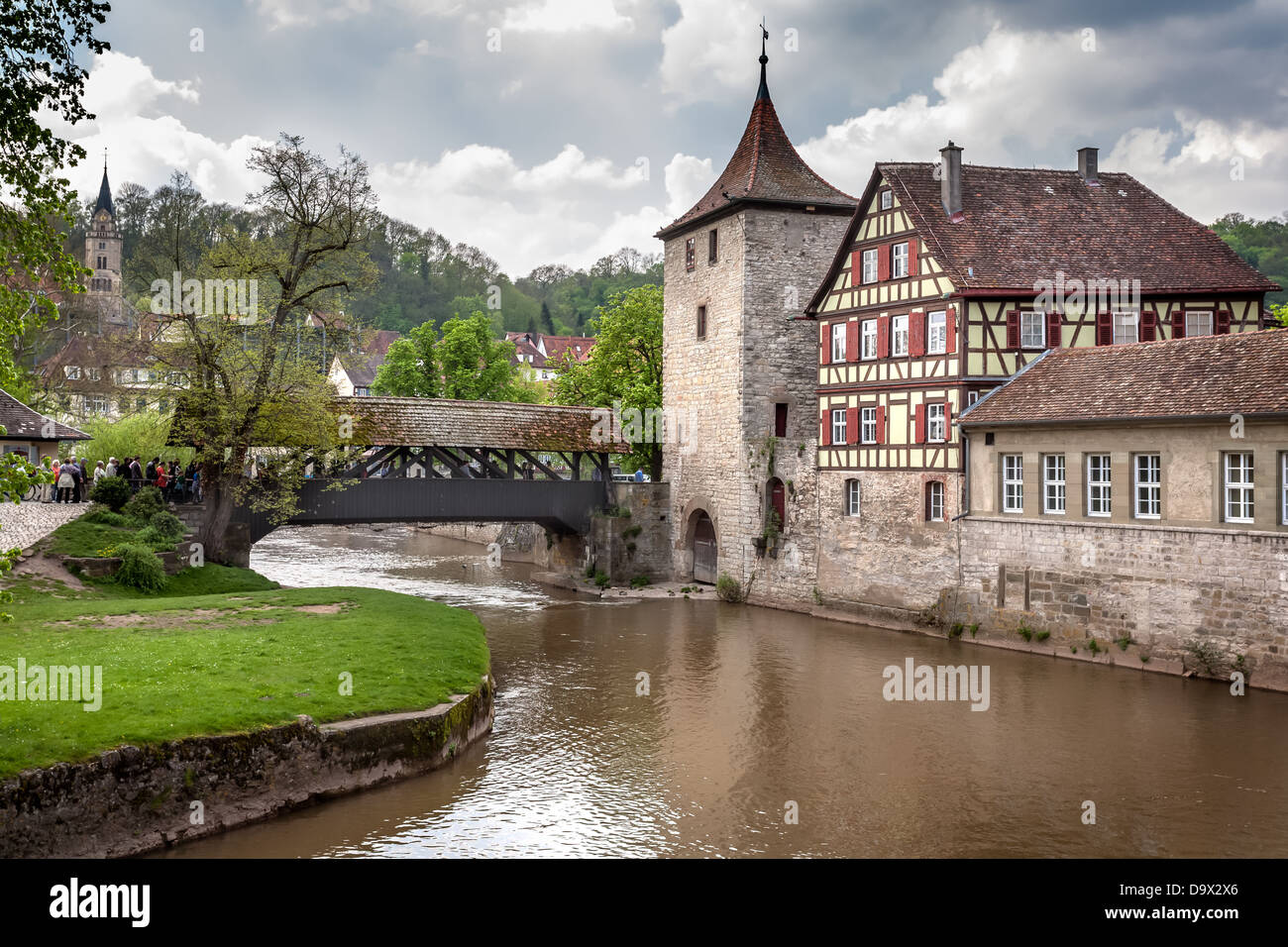 Schwäbisch Hall, Allemagne, Europe. Maisons en bois à côté de la rivière Kocher. Banque D'Images