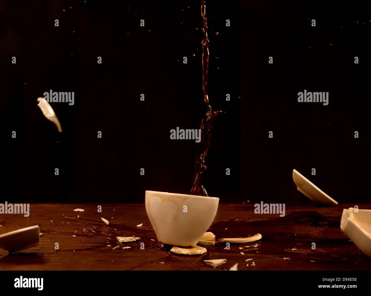Crash la tasse de café Banque D'Images