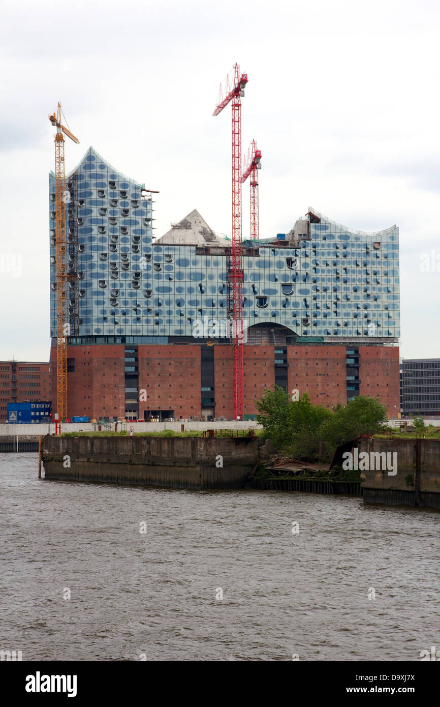 Monument Elbphilharmonie (Elbe Philharmonic Hall) en construction à Hambourg (Allemagne) en 2012. Banque D'Images