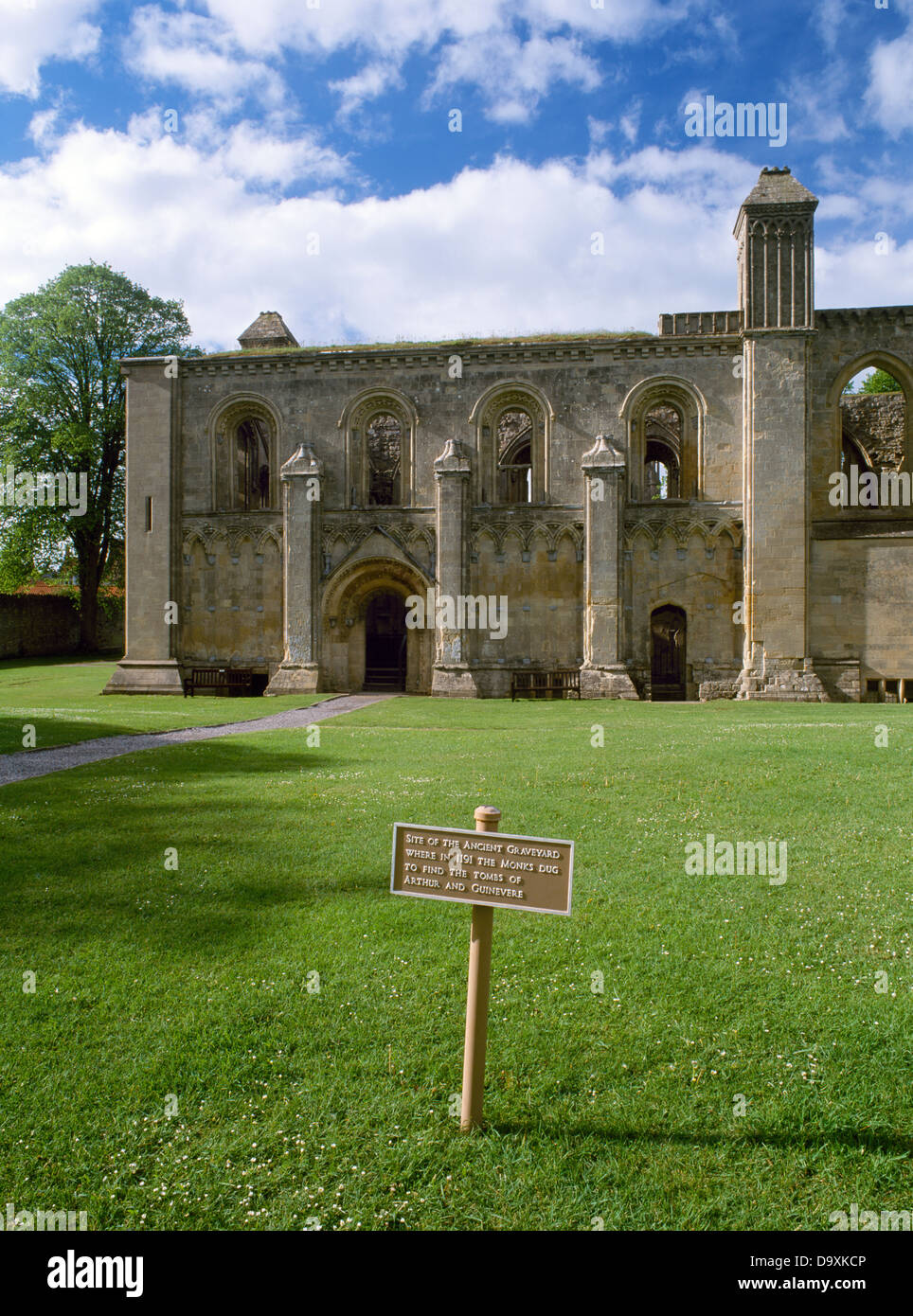 Chapelle de la dame, et de l'emplacement demandé par les moines comme la sépulture du Roi Arthur et la reine Guenièvre, Abbaye de Glastonbury, Somerset, Angleterre Banque D'Images