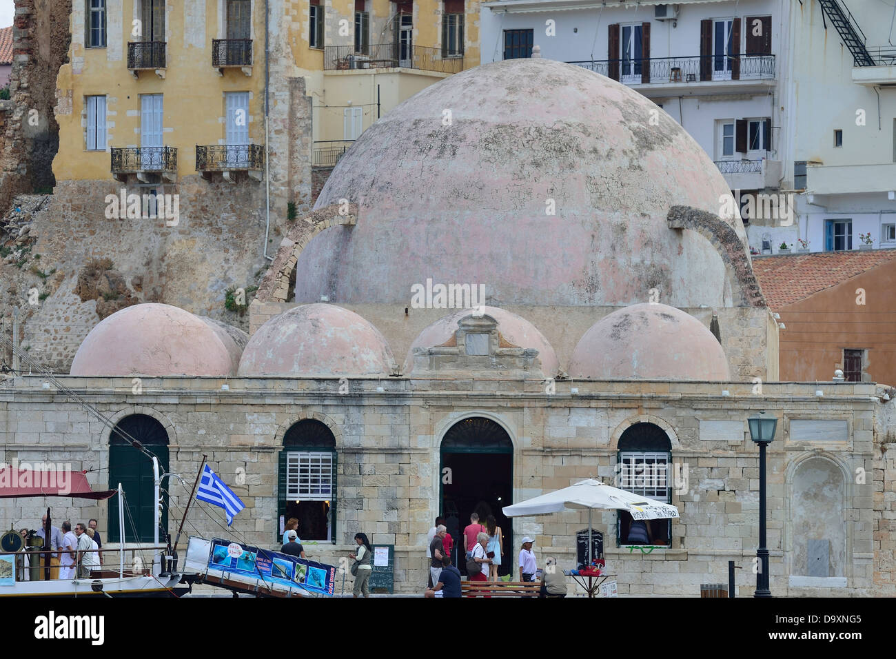 La mosquée des janissaires dans le vieux port de La Canée, Crète, Grèce. Banque D'Images