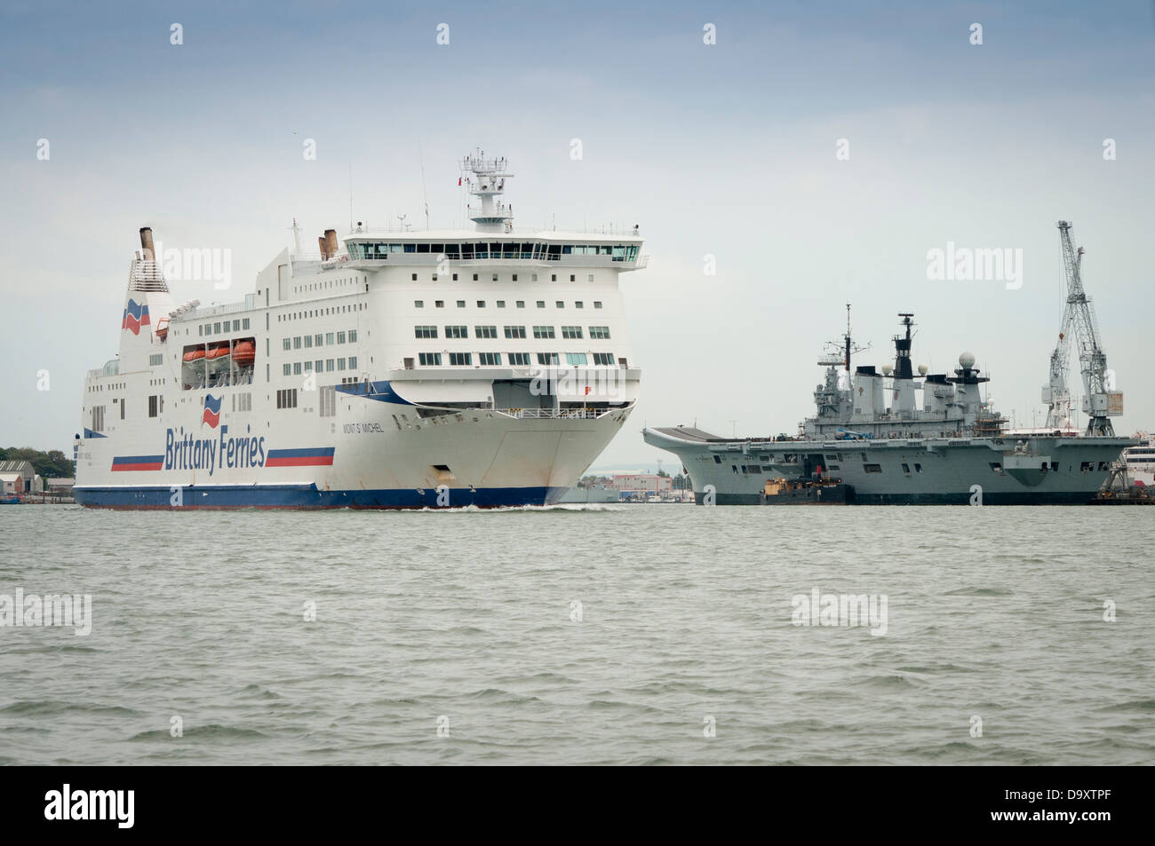 Brittany Ferries, Mont St Michel de quitter le port de Portsmouth en route pour la France Banque D'Images