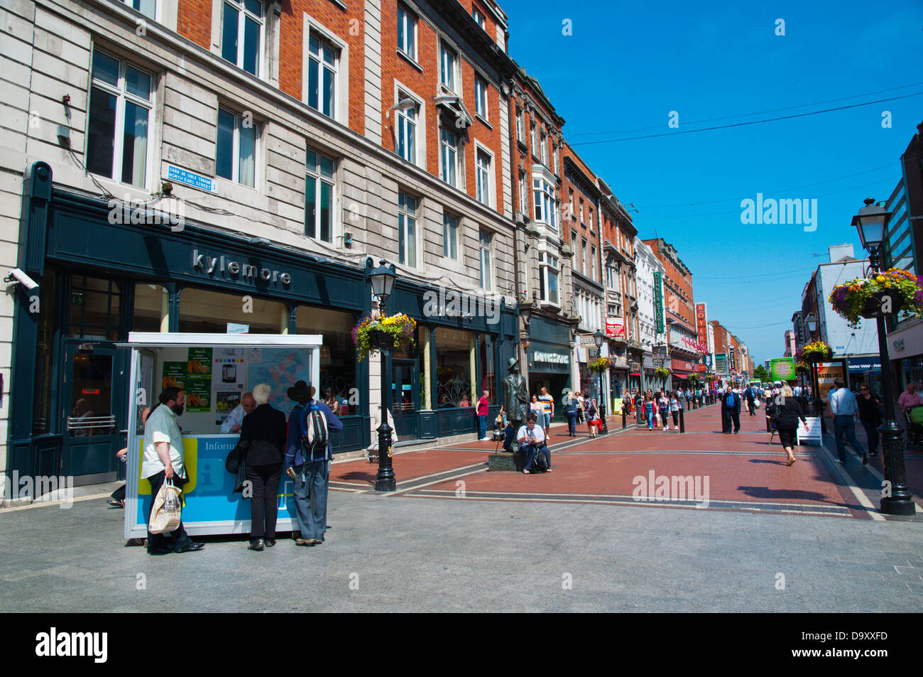 Bureau d'information touristique le long de la rue du Nord Rue Earl centre de Dublin Irlande Europe Banque D'Images