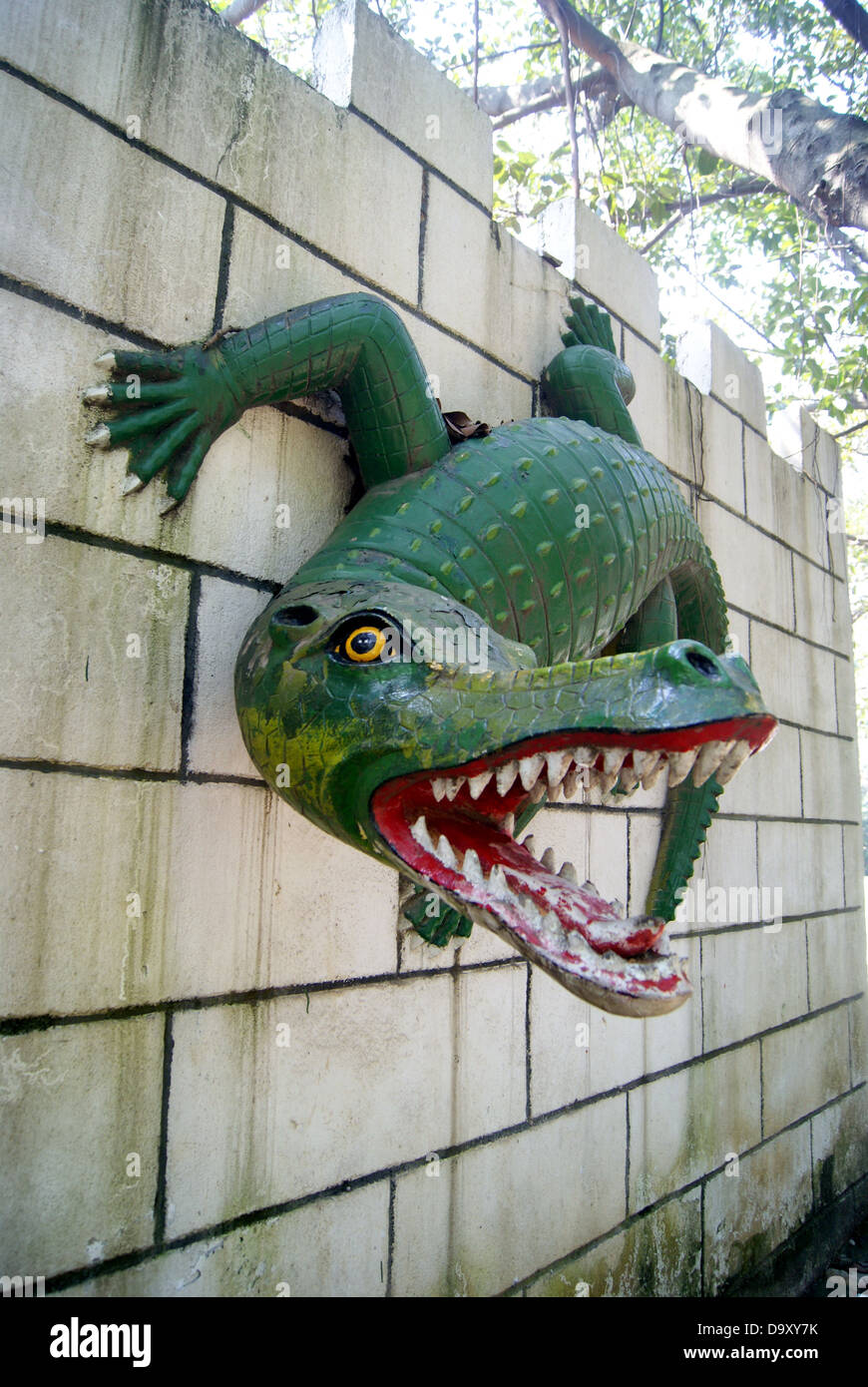 Sculpture de crocodile, en Chine, Shenzhen Banque D'Images