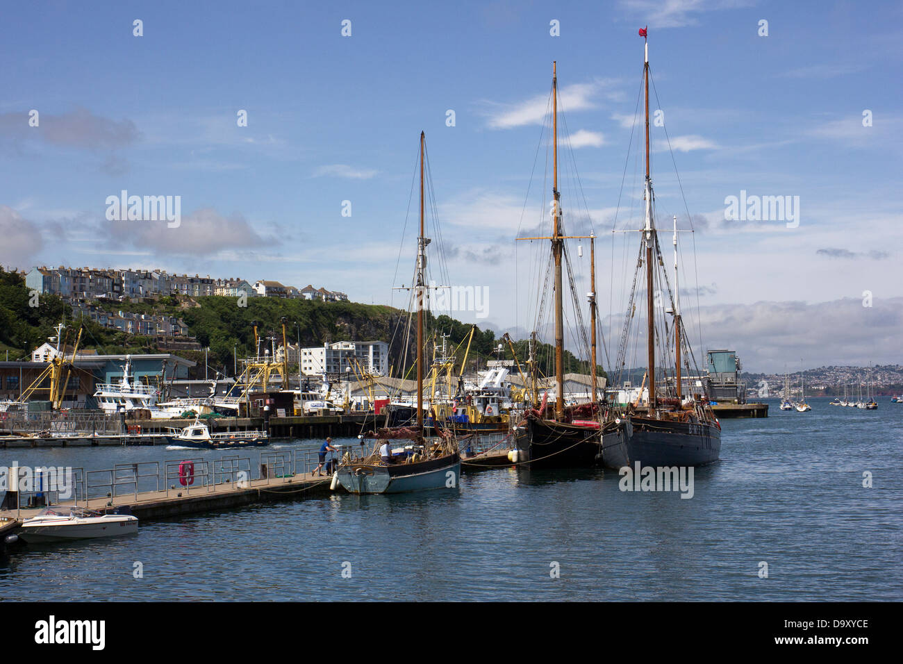 Bateaux à Brixham Devon,bateau,voile, Brixham, brixham trawler, Devon, Angleterre, bateaux de pêche, port de pêche, port, maisons, k, Banque D'Images